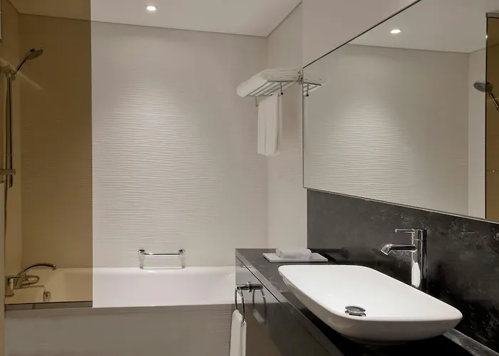 First Collection Waterfront, Dubai, A Tribute PortfolioAlbergo